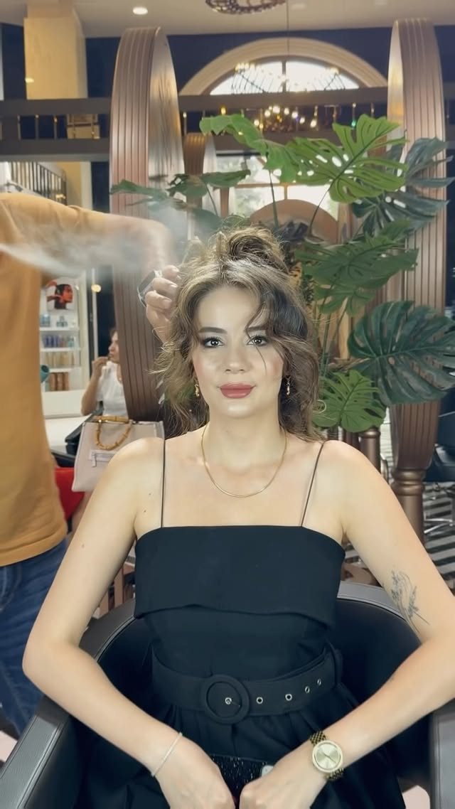 Hacimli kısa saç tasarımı